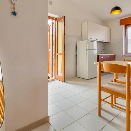 Brezza Marina Lu Bagnu Apartment *