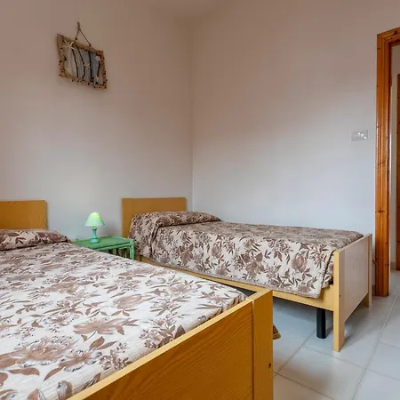 Brezza Marina Lu Bagnu Apartment