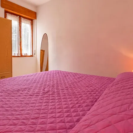 Brezza Marina Lu Bagnu Apartment *