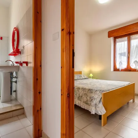 Apartment Brezza Marina Lu Bagnu *