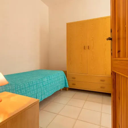 Brezza Marina Lu Bagnu Apartment *
