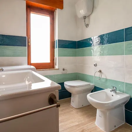 Brezza Marina Lu Bagnu Apartment