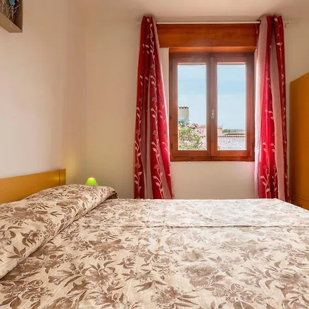 Apartment Brezza Marina Lu Bagnu *