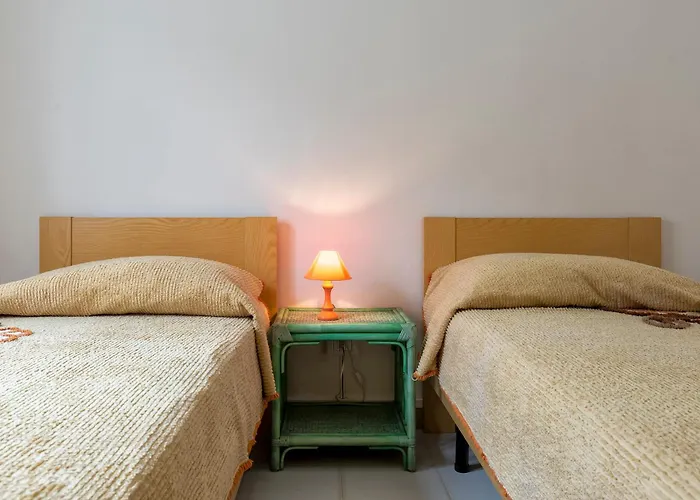 Brezza Marina Lu Bagnu Apartamento *