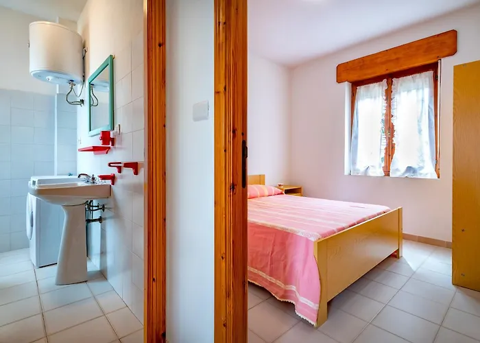 Brezza Marina Lu Bagnu *